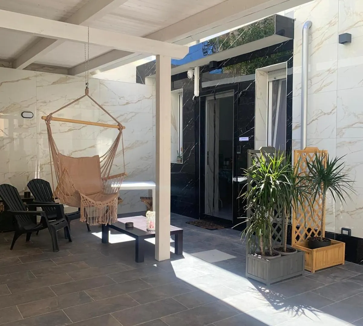 Bed & Breakfast Luxury Beach House Bari