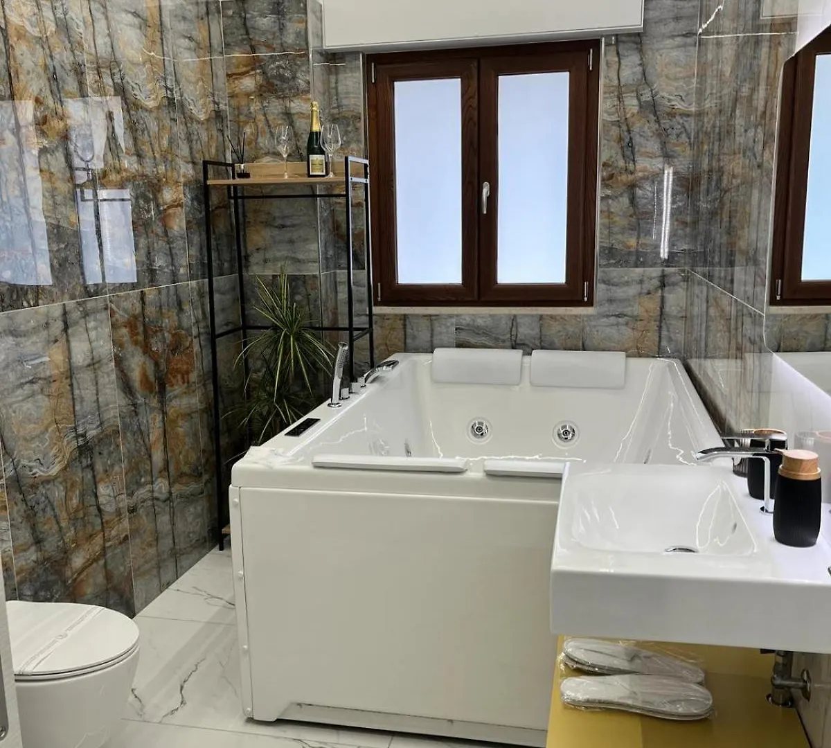 Luxury Beach House Bari 0*,