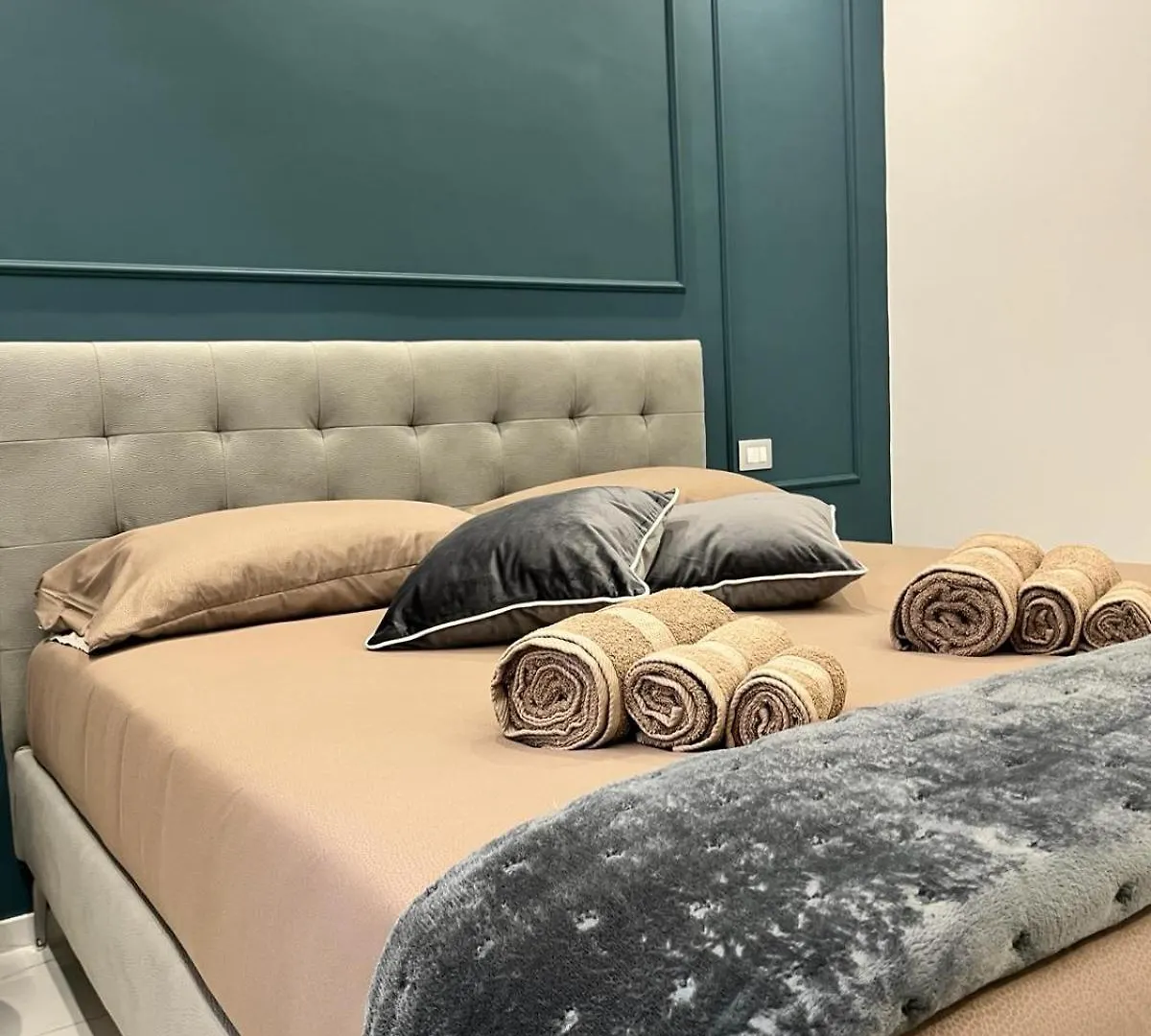 Luxury Beach House Bari 0*,  Italia